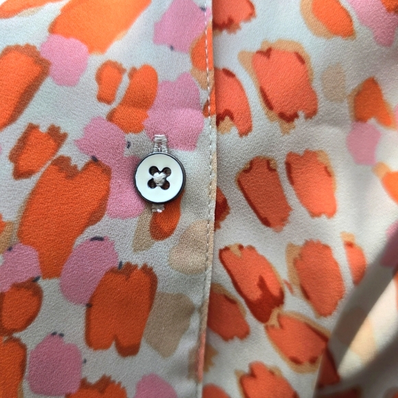 Cabi Go-To Top Women's Small Button Down Animal Print Orange Cream Lightweight - Picture 7 of 10